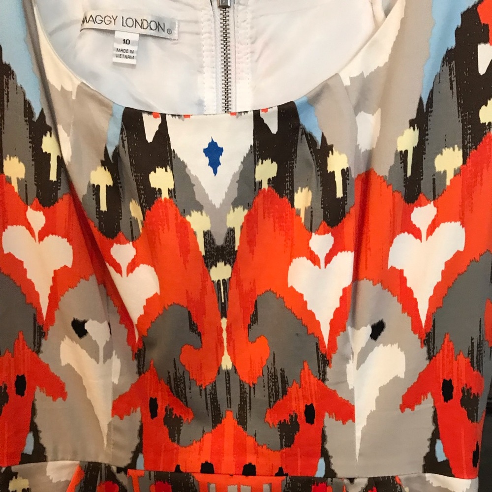 Maggy London, size 10 dress with pockets